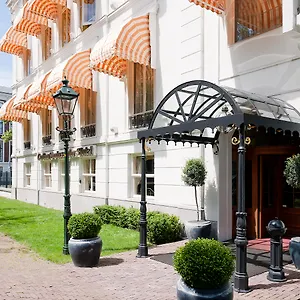 Lifestyle Carlton Ambassador Hotel